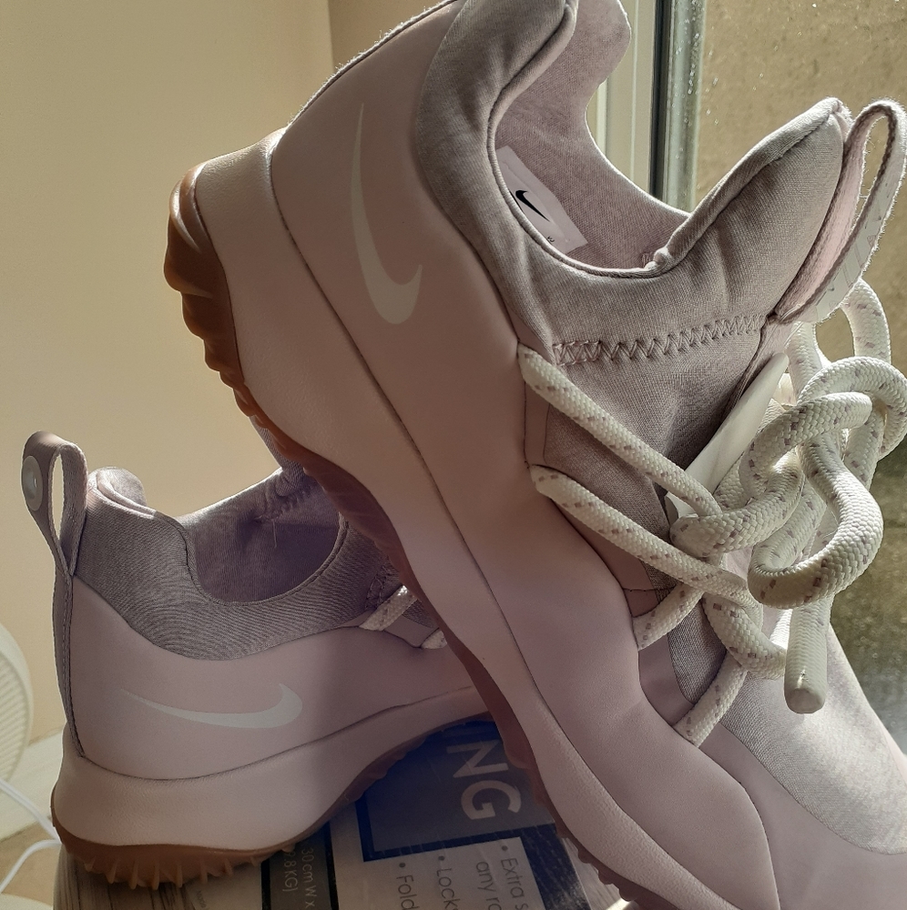 Nike city loop new women's rose size 10 pink Nike sneakers